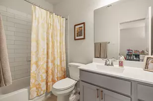 220 Castlefields St, Hutto, TX 78634 - Photo 21
