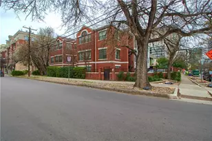 712 21st Street W, Austin, TX 78705 - Photo 1