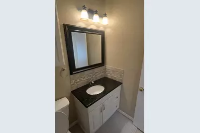 712 21st Street W #201, Austin, TX 78705 - Photo 9