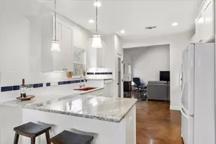 107 E Keamuku Ct, Bastrop, TX 78602 - Photo 11