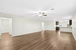 16416 Farmhouse Ln, Elgin, TX 78621 - Photo 5