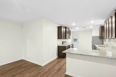 16416 Farmhouse Lane, Elgin, TX 78621 - Photo 9