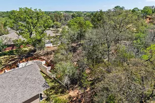 473 Tahitian Dr, Bastrop, TX 78602 - Photo 39