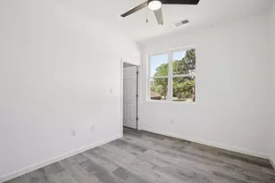 473 Tahitian Dr, Bastrop, TX 78602 - Photo 25