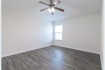 112 Hawkins Court, Hutto, TX 78634 - Photo 15