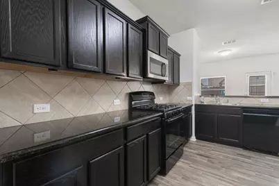 112 Hawkins Court, Hutto, TX 78634 - Photo 11
