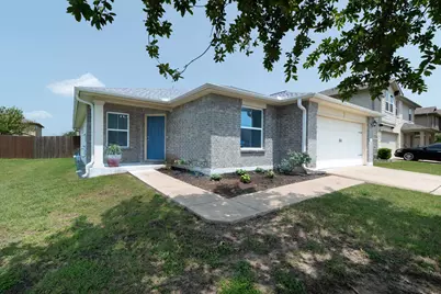 112 Hawkins Court, Hutto, TX 78634 - Photo 3