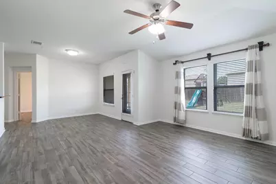 112 Hawkins Court, Hutto, TX 78634 - Photo 5