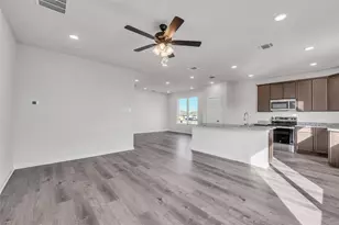 254 Boatright Blvd, Jarrell, TX 76537 - Photo 35