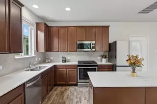 809 Whitman Ave, Georgetown, TX 78626 - Photo 3