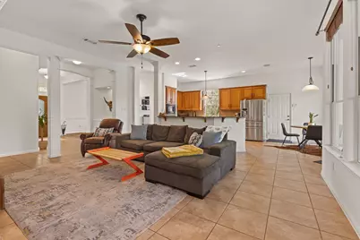 142 Carriage Court, Bastrop, TX 78602 - Photo 5