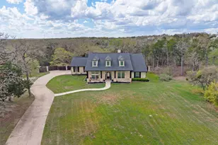 142 Carriage Ct, Bastrop, TX 78602 - Photo 39