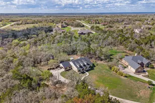 142 Carriage Ct, Bastrop, TX 78602 - Photo 29