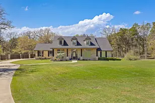 142 Carriage Ct, Bastrop, TX 78602 - Photo 39