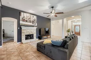 142 Carriage Ct, Bastrop, TX 78602 - Photo 7