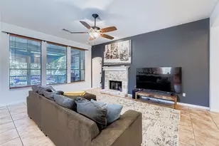 142 Carriage Ct, Bastrop, TX 78602 - Photo 15