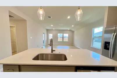 212 Rock Springs Drive, Marble Falls, TX 78654 - Photo 5