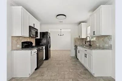 10125 Deer Chase Trail, Austin, TX 78747 - Photo 11
