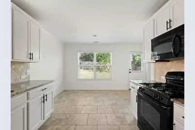 10125 Deer Chase Trail, Austin, TX 78747 - Photo 13