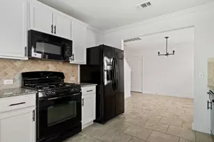 10125 Deer Chase Trail, Austin, TX 78747 - Photo 11