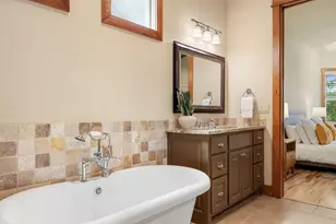 19 Chandon Ln, Lakeway, TX 78734 - Photo 21