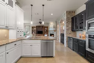 19 Chandon Ln, Lakeway, TX 78734 - Photo 11