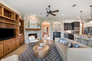 19 Chandon Ln, Lakeway, TX 78734 - Photo 13