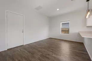 817 Circle Wy, Jarrell, TX 76537 - Photo 15