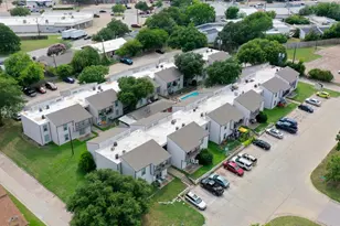 2000 Kazmeier Plaza, Bryan, TX 77802 - Photo 3