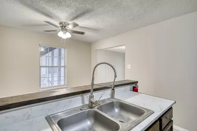 2000 Kazmeier Plaza, Bryan, TX 77802 - Photo 19