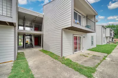 2000 Kazmeier Plaza, Bryan, TX 77802 - Photo 11