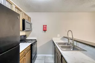 2000 Kazmeier Plaza, Bryan, TX 77802 - Photo 17