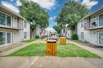 2000 Kazmeier Plaza, Bryan, TX 77802 - Photo 9