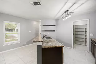 9735 Fortune Ridge Dr, Converse, TX 78109 - Photo 13