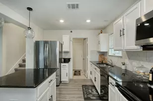 13608 Abigail Adams St, Manor, TX 78653 - Photo 11