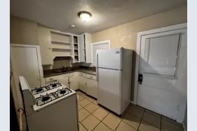 301 Cardinal Street, San Marcos, TX 78666 - Photo 3