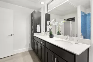 2205 N Lamar Blvd, Austin, TX 78705 - Photo 13