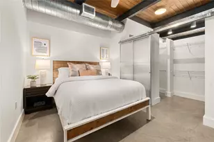 2205 N Lamar Blvd, Austin, TX 78705 - Photo 11