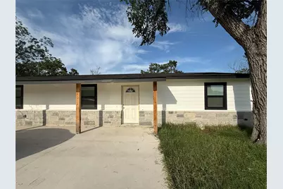 800 Old Thorndale Road, Taylor, TX 76574 - Photo 1