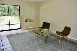 2007 Castle Gate Cir, San Marcos, TX 78666 - Photo 3