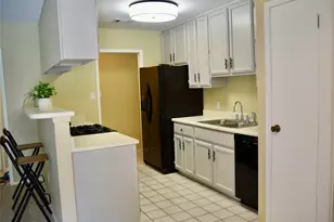 2007 Castle Gate Cir, San Marcos, TX 78666 - Photo 9