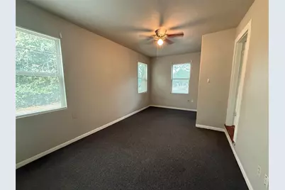300 Mill Street, San Marcos, TX 78666 - Photo 9