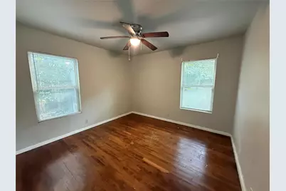 300 Mill Street, San Marcos, TX 78666 - Photo 13