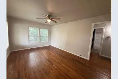 300 Mill Street, San Marcos, TX 78666 - Photo 7