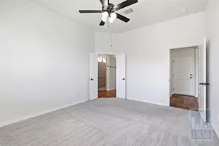 125 Citation Dr, Jarrell, TX 76537 - Photo 11