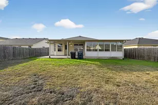 316 Flinn St, Hutto, TX 78634 - Photo 5