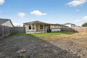 316 Flinn St, Hutto, TX 78634 - Photo 3