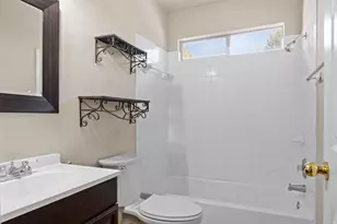 203 Altamont St, Hutto, TX 78634 - Photo 11