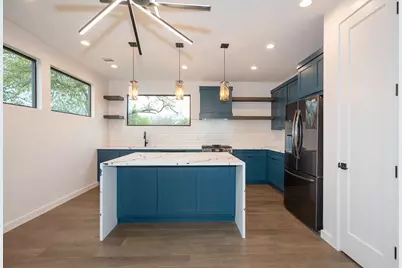 4906 Aberdeen Circle, Austin, TX 78745 - Photo 9