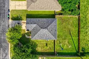 101 Adamae Ln, Hutto, TX 78634 - Photo 1
